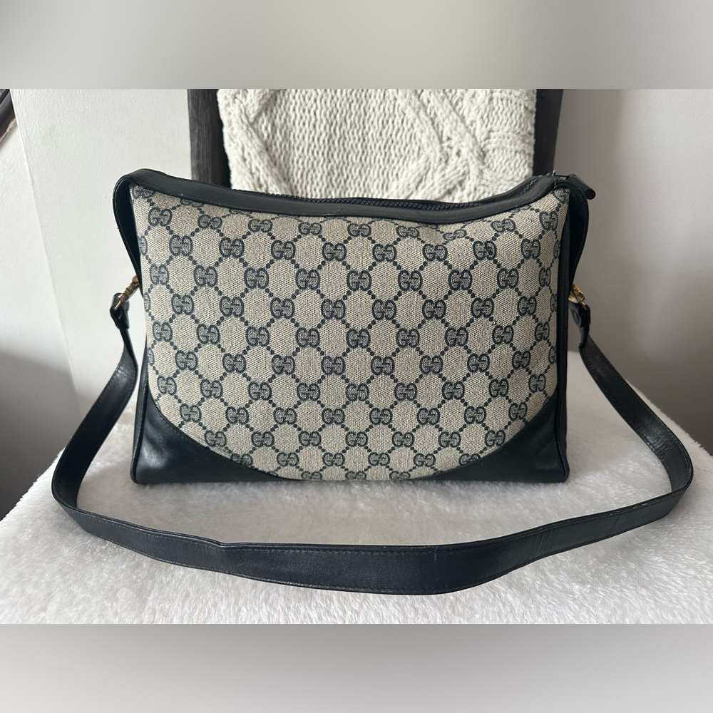 Vintage Gucci Shoulder Bag - Picture 3 of 9